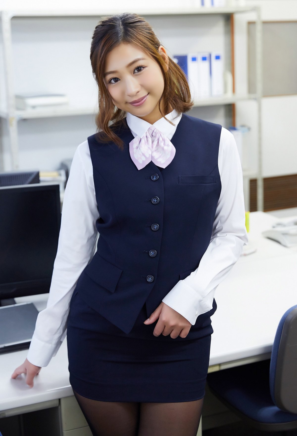 佐山彩香（佐山さん，Ayaka Sayama）Don't call me by my name at work お仕事中は名前で呼んじゃだめだよ